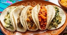 Tacos de Guisado