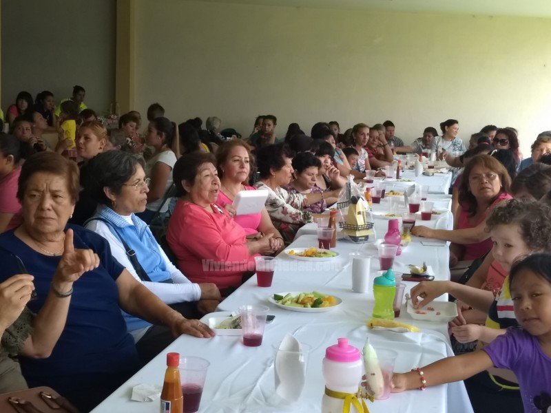 Día de las Madres en el CRI PROMOTÓN