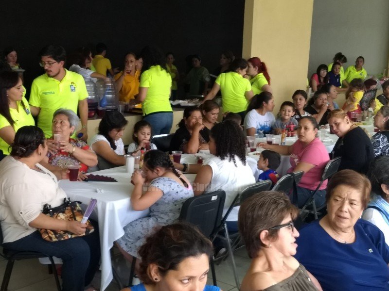 Día de las Madres en el CRI PROMOTÓN
